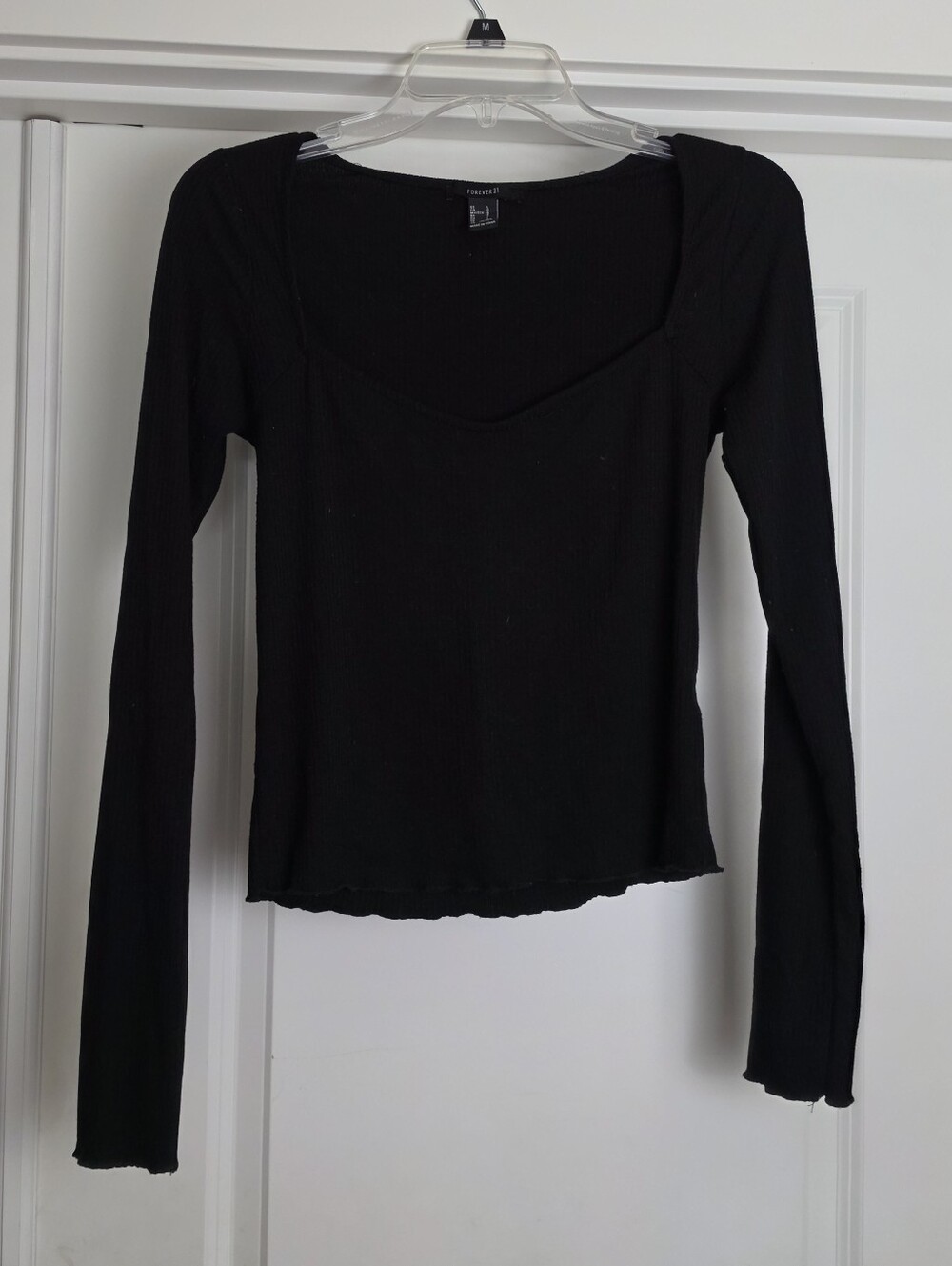 Forever 21 Black Long-Sleeve Ribbed Scoop Neck Top